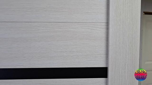 Межкомнатные двери М118 ост. ЛЧ (лиственница светлая)