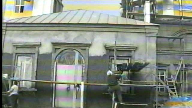 Покраска храма 28.07.04