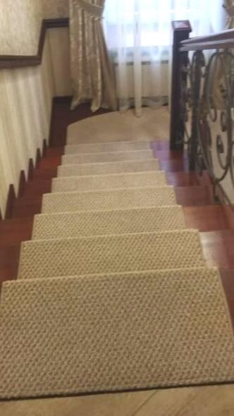 Ковровые накладки на старую лестницу — быстро, аккуратно, по вашим лекалам!