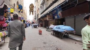 Другой мир/Пакистан, здесь опасно везде. Самый большой рынок обуви в мире.