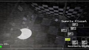 играю во фнаф (1 часть)