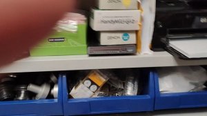 Приехали хорошие проигрыватели виниловых пластинок к нам на склад и в мастерскую