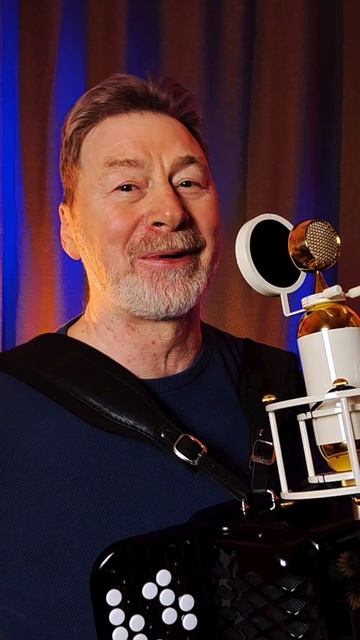 "Прощальная песня" из кинофильма "Обыкновенное чудо" #баянист смотреть онлайн