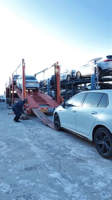 Погрузка автомобилей в Китае смотреть онлайн