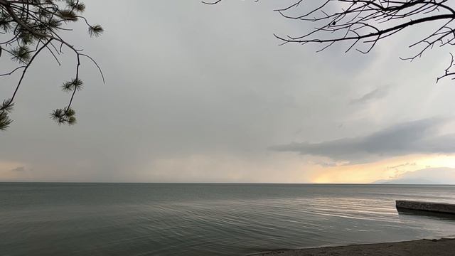 Гроза над озером Севан (Армения) 25.08.2024 г.