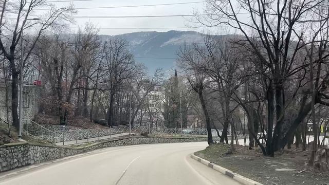 Ялта. АвтоДель. Севастопольское шоссе. Ул.Блюхера, Бирюкова до Пионерской. 06.02.2026. Крым. Crimea. смотреть онлайн