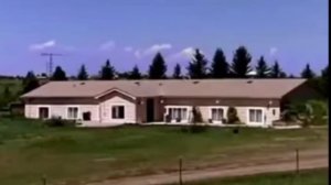 деревенский дом взорвался мем