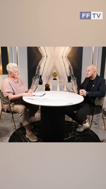 В ЧЁМ ПРЕИМУЩЕСТВО РОБОТА ПЕРЕД ХИРУРГОМ #здоровье #медицина#хирургия #ортопедия #shorts