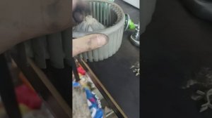 устраняем гул вентилятора печки тойота таун айс