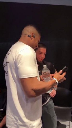 Ислам Махачев сказал Энтони Джошуа, что тот должен приехать в Дагестан