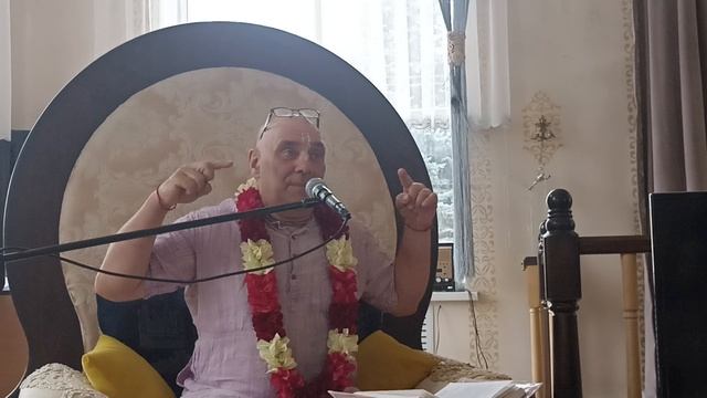 Ачьютананда дас