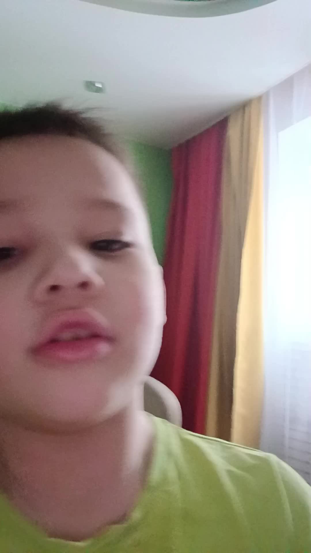 пробую самые кислые конфеты в мире смотреть онлайн