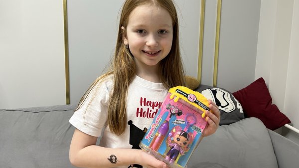 Стоит ли покупать? Кукла -брелок и блеск для губ Yummi land