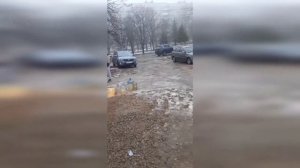 Донецк. Наша скважина продолжает работать