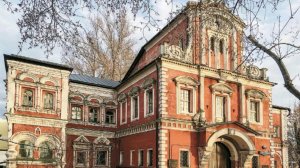 Во время реставрации купеческих палат в Москве обнаружили клад.