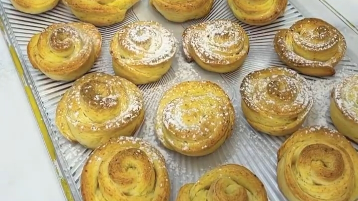 ТВОРОЖНОЕ ПЕЧЕНЬЕ «РОЗОЧКИ»...🍪🌹😋