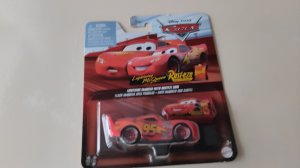 Открываю нового Молнию МакКуина с рекламным щитом Rusteze!!!