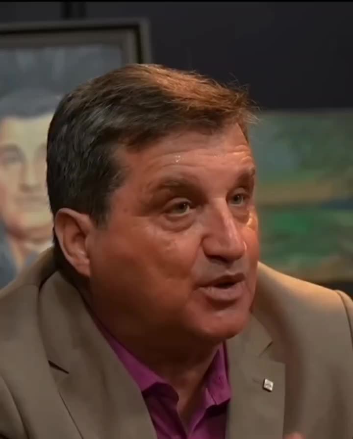 Голубая луна вceмy виной, все в oкруге говорили! смотреть онлайн