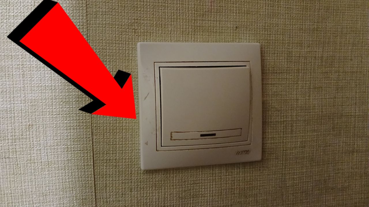 Как убрать жирные пятна вокруг выключателя За 3 минуты!!!!....