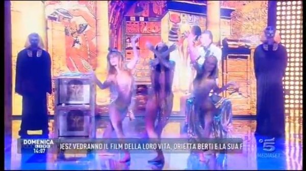 SILVAN 1552016 SLICE MAN WITH WOMAN