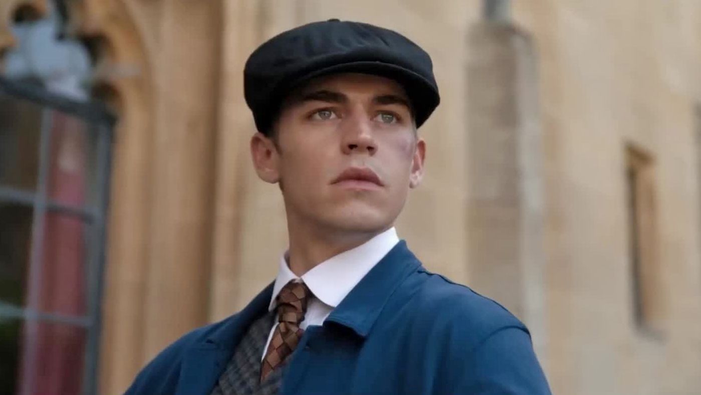 Молодой Шерлок — Русский трейлер (2026) смотреть онлайн