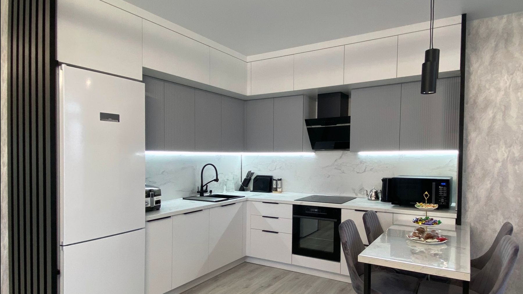 Видеообзор кухни-гостиной смотреть онлайн