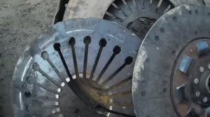 МАЗ ремонтируем сцепление.