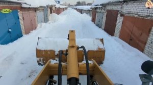 Строительство, расчистка снега погрузчиком , продолжение
