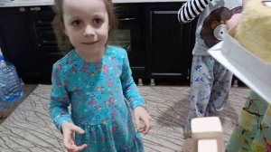 Алёнке четыри года.Ура