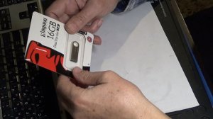 Поддельная флешка Kingston