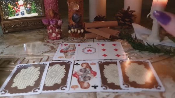 ♣️ НА КРЕСТОВОГО ♦️ ЧЕМ ЗАНЯТ ❓ЧТО ЧУВСТВУЕТ К ТЕБЕ ♥️