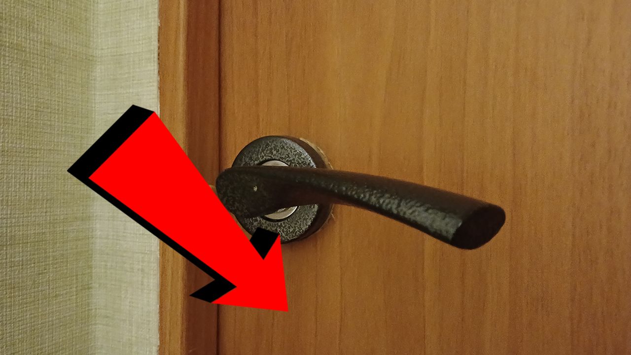 Как избавиться от засаленных мест возле ручки двери За 3 минуты.!!!!!!...