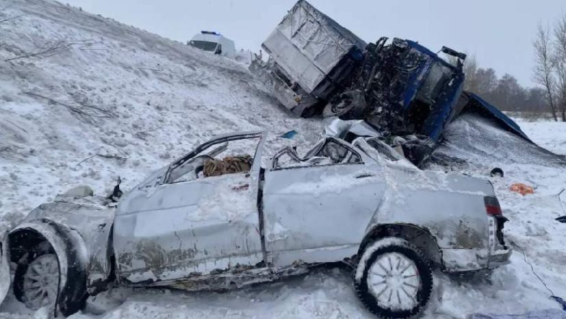 Четыре человека погибли в ДТП в Оренбургской области смотреть онлайн