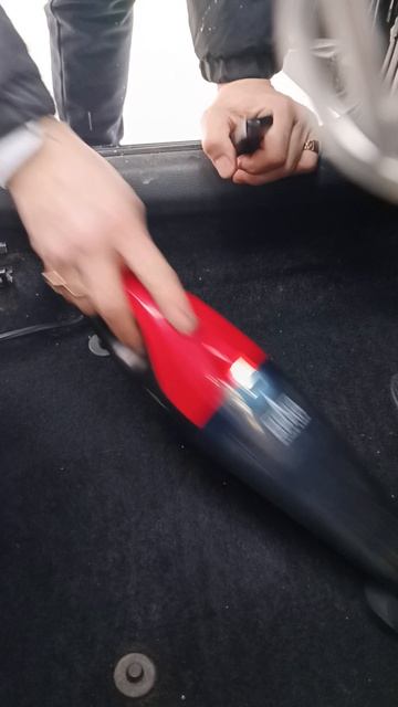 Атомная мощь в салоне! Тест автопылесоса УРАЛ СМЕРЧ 8000