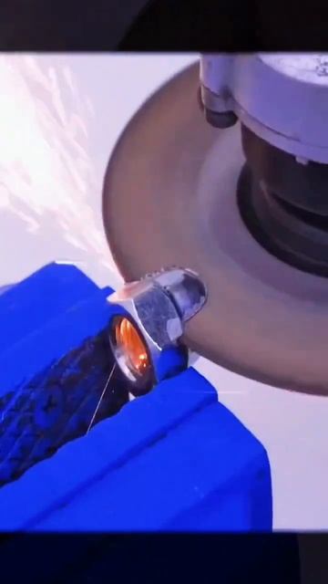 Это ремесло сейчас редкое и скоро будет потеряно смотреть онлайн