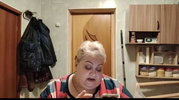 МОИ КОММЕНТАРИИ НА ЭКРАНЕ К ОБЗОРУ НА КАНАЛ ЖЕНЩИНА ПО ИМЕНИ РИММА