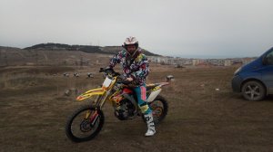 Мотокросс Феодосия. Прыжок на коротком