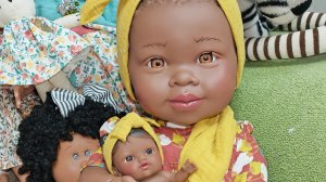 большая матушка, нянюшка, Жануария - это первое что приходит в голову глядя на этих куколок