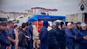 Татары БЕГУТ из мечетей, ДУМ признал КАТАСТРОФУ