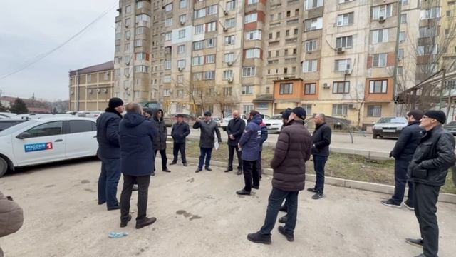 По обращению с 