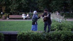 ГИТАРИСТ-ВИРТУОЗ притворился БЕЗДОМНЫМ и шокировал ЛЮДЕЙ _ ПРАНК