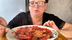 ЕЙ, было плохо, но от мед.помощи отказалась🤷♂️А виноваты фармацевты ‼️А вы что думаете ⁉️Борщ ем