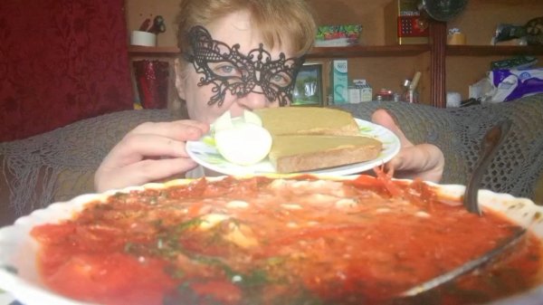 Мукбанг БОРЩЕЦ/Сколько Я ЗДЕСЬ ЗАРАБАТЫВАЮ и МОЖНО ли На Это ПРОЖИТЬ?!