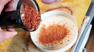 Если вы устали от слабой рассады помидор, перца попробуйте это. Получаются очень крепкие всходы.