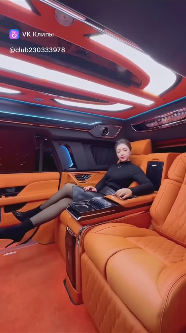 Роскошный внедорожник Lincoln