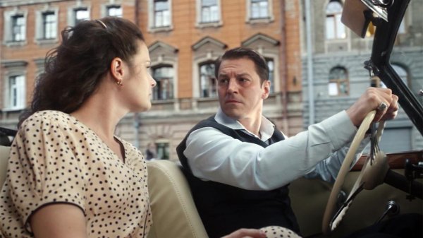 Смотрите вечером ретродраму "Берлинская жара", основанную на реальных событиях.