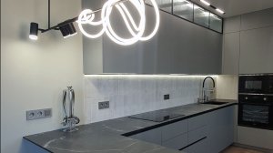 Дизайнерская кухня-гостиная