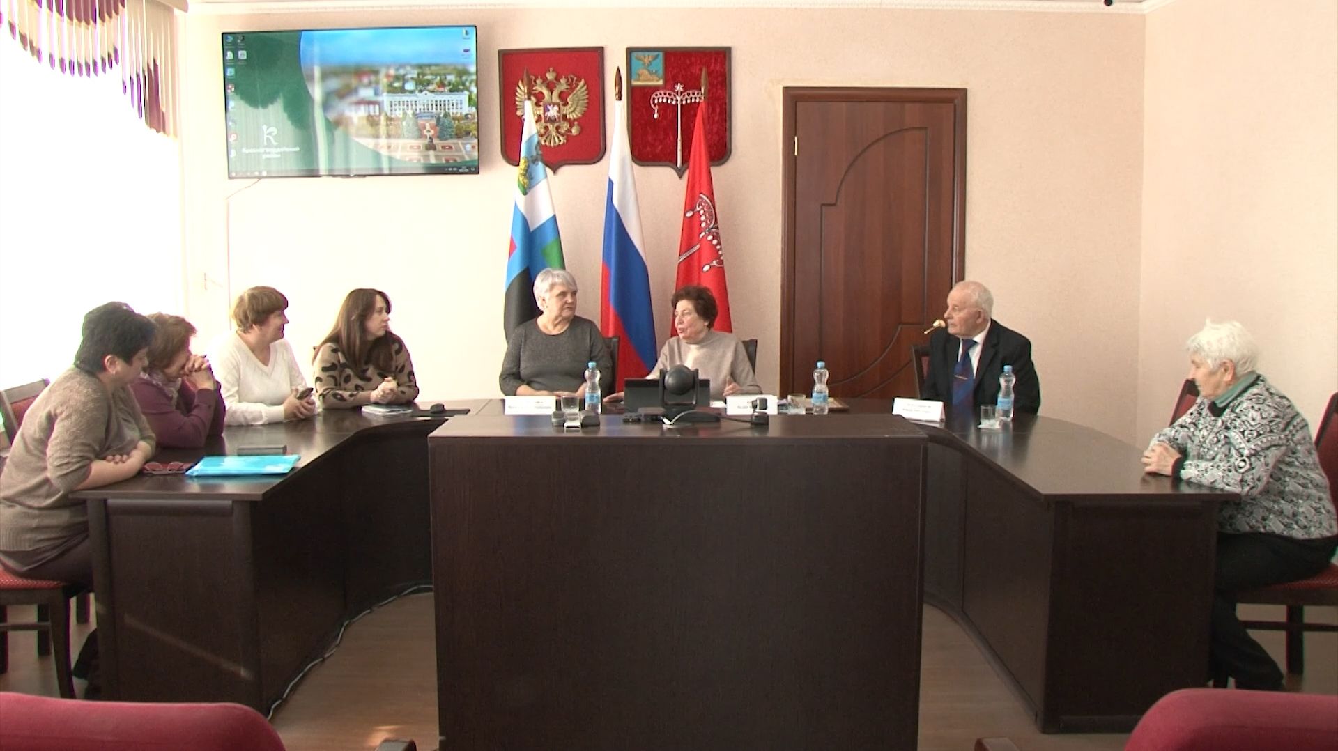 Отчётно-выборная конференция местного отделения Союза пенсионеров прошла в Красногвардейском округе смотреть онлайн