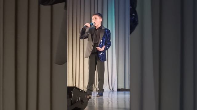 "Luna tu".mp4 Павленко Роман 10 лет.