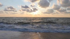 Море, море... Мир бездонный... Крым. 2012 год, Учкуевка. Волны, волнение около 1 балла